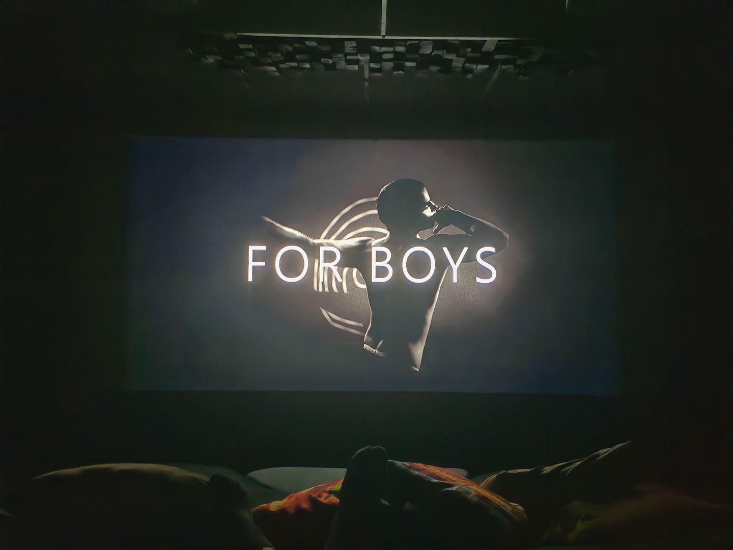 For Boys – Ennakkokatselussa