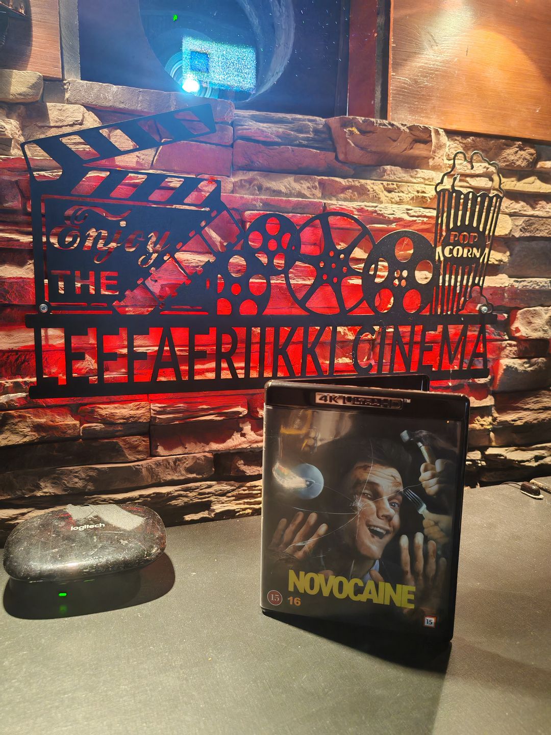 Novocaine – UHD 4K